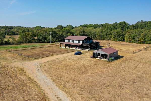 40 Acres of Land with Home for Sale in Coalgate, Oklahoma