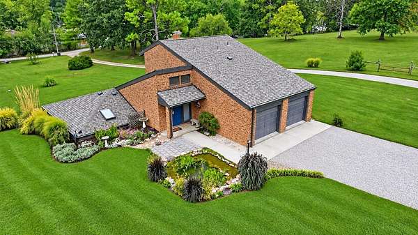 6.16 Acres of Land with Home for Sale in Willow Springs, Missouri