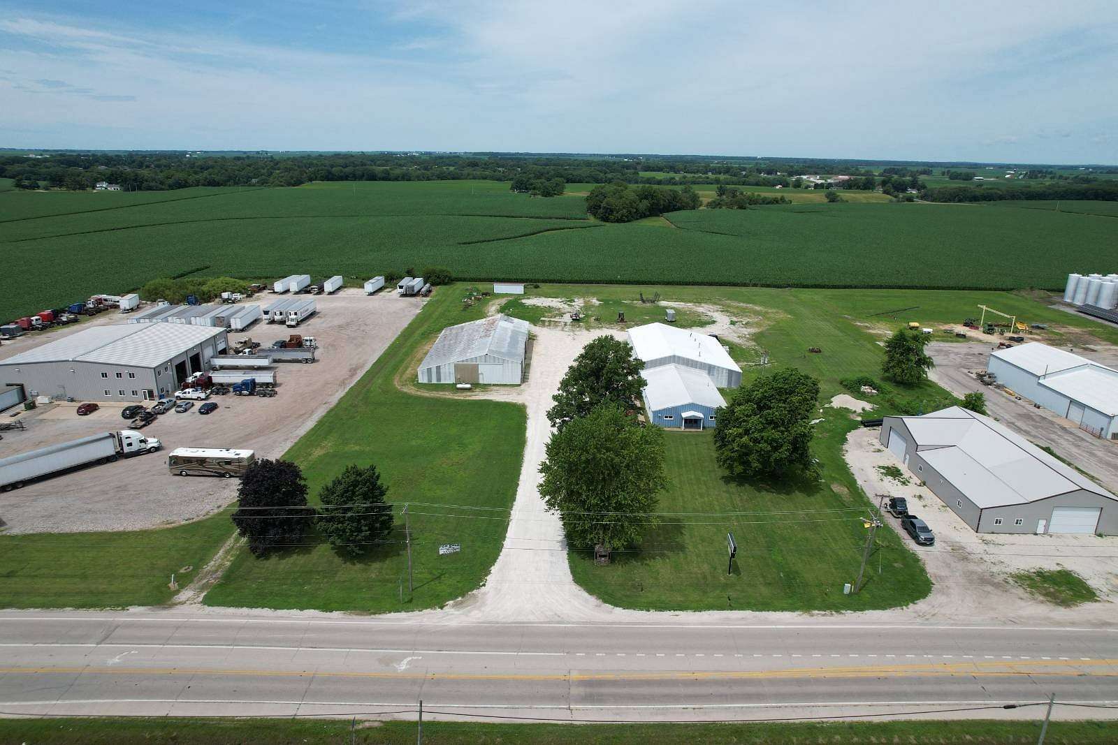 5.13 Acres of Commercial Land for Sale in Monmouth, Illinois
