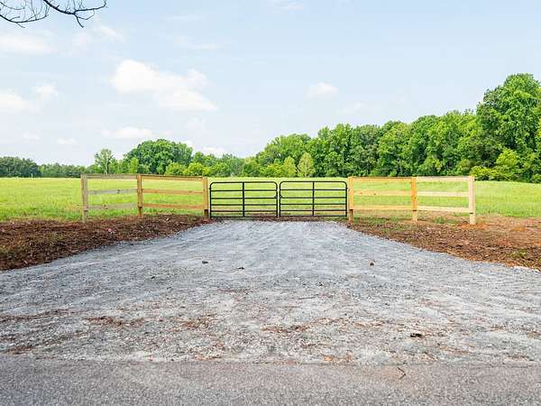 5 Acres of Land for Sale in Gray Court, South Carolina