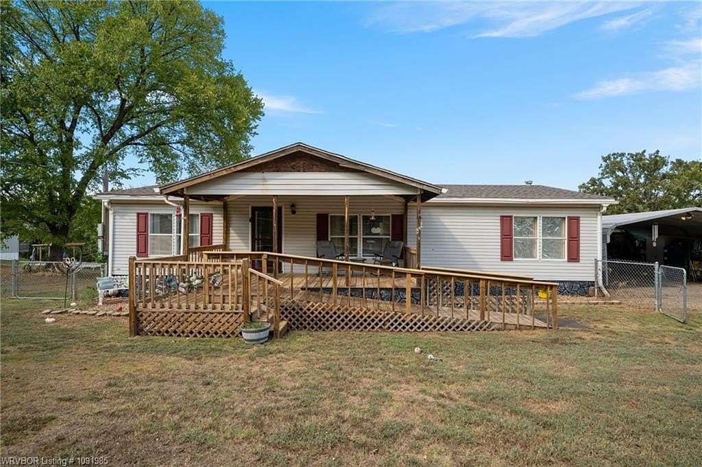 6 Acres of Land with Home for Sale in Van Buren, Arkansas