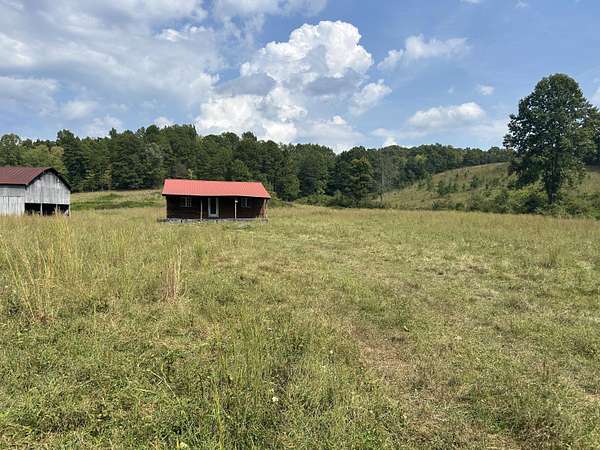 77 Acres of Land for Sale in Manchester, Kentucky
