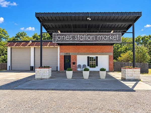 2.17 Acres of Commercial Land for Sale in Greenville, Texas