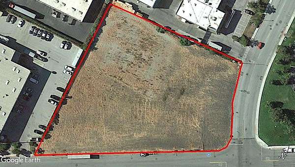 2.1 Acres of Commercial Land for Lease in Hollister, California