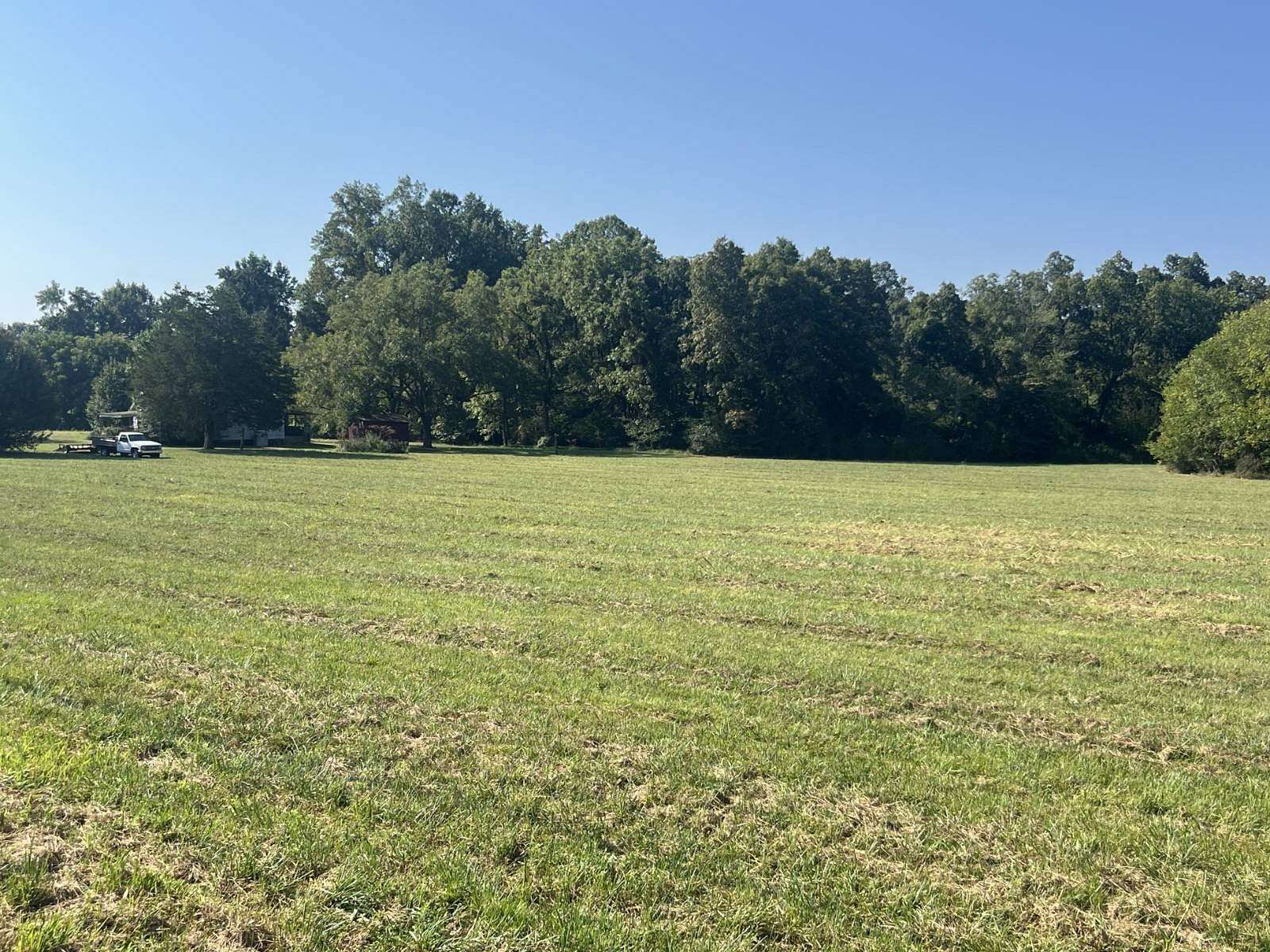 30 Acres of Agricultural & Residential Land for Auction in Fort Payne, Alabama