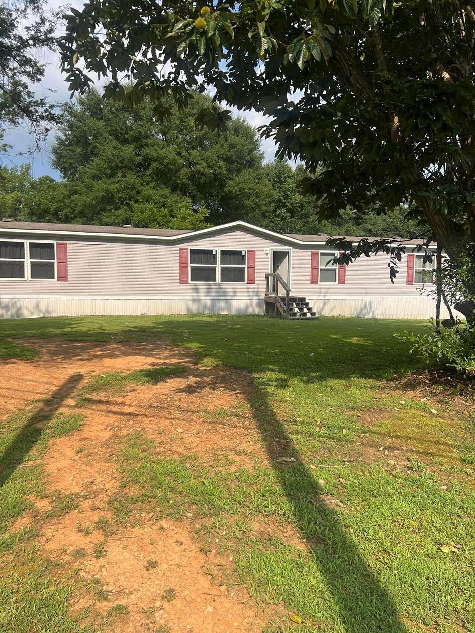 2.5 Acres of Land with Home for Sale in Oakman, Alabama