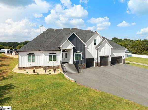 3.14 Acres of Land with Home for Sale in Piedmont, South Carolina