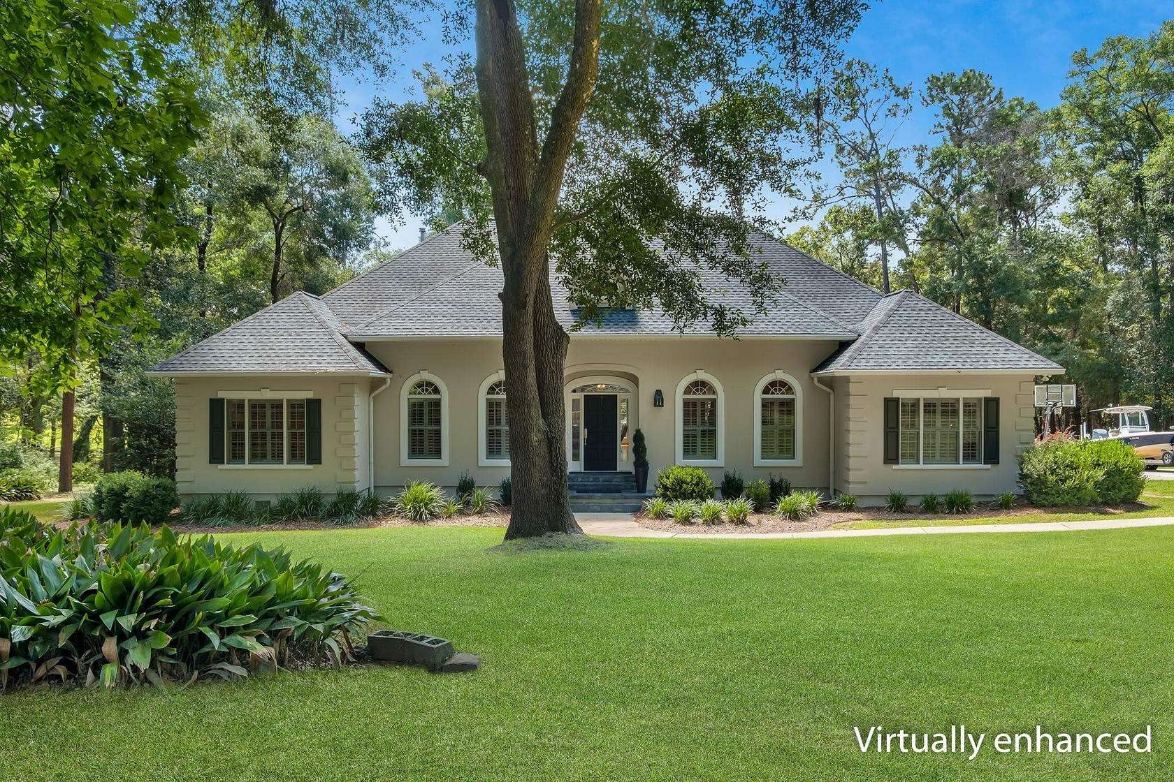 2.62 Acres of Land with Home for Sale in Tallahassee, Florida
