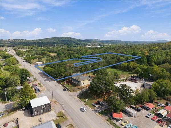 9.25 Acres of Improved Mixed-Use Land for Sale in Fayetteville, Arkansas