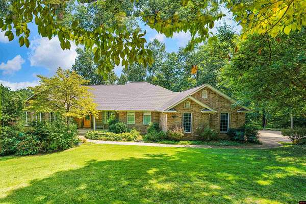 5.59 Acres of Land with Home for Sale in Mountain Home, Arkansas