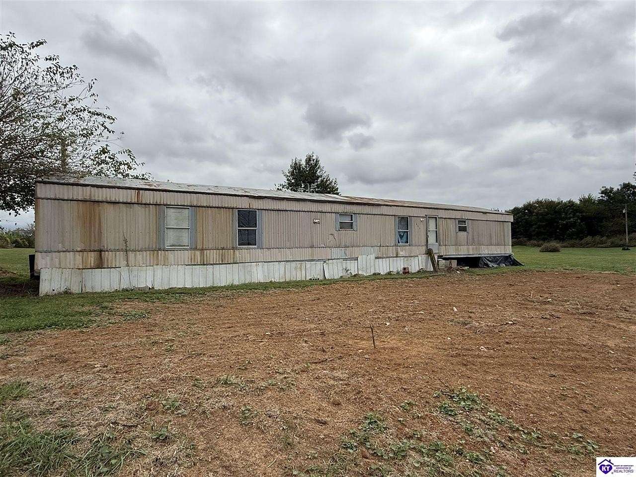 2.62 Acres of Land with Home for Sale in Irvington, Kentucky