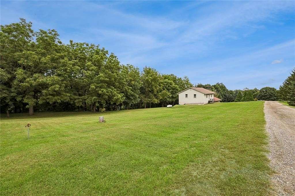 2.22 Acres of Residential Land for Sale in Vinton, Iowa