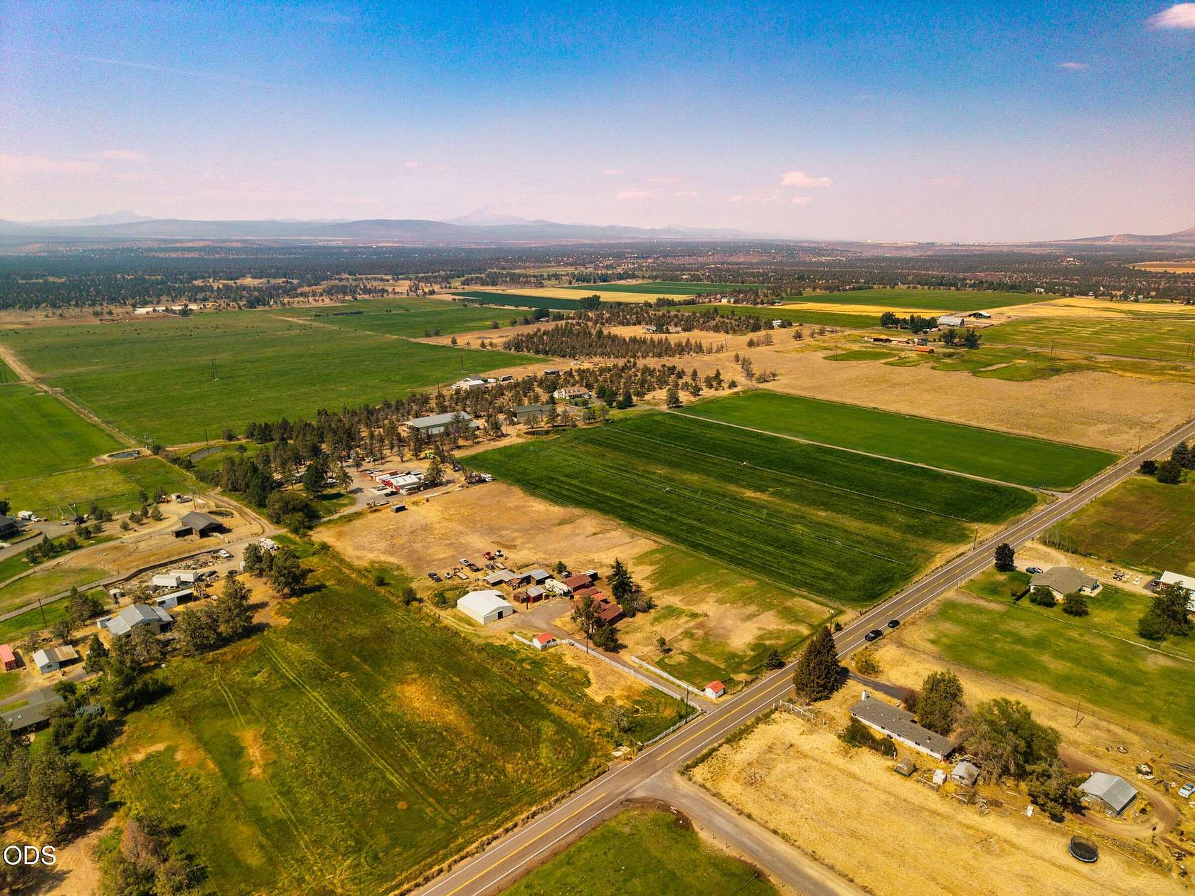 4.77 Acres of Land with Home for Sale in Terrebonne, Oregon