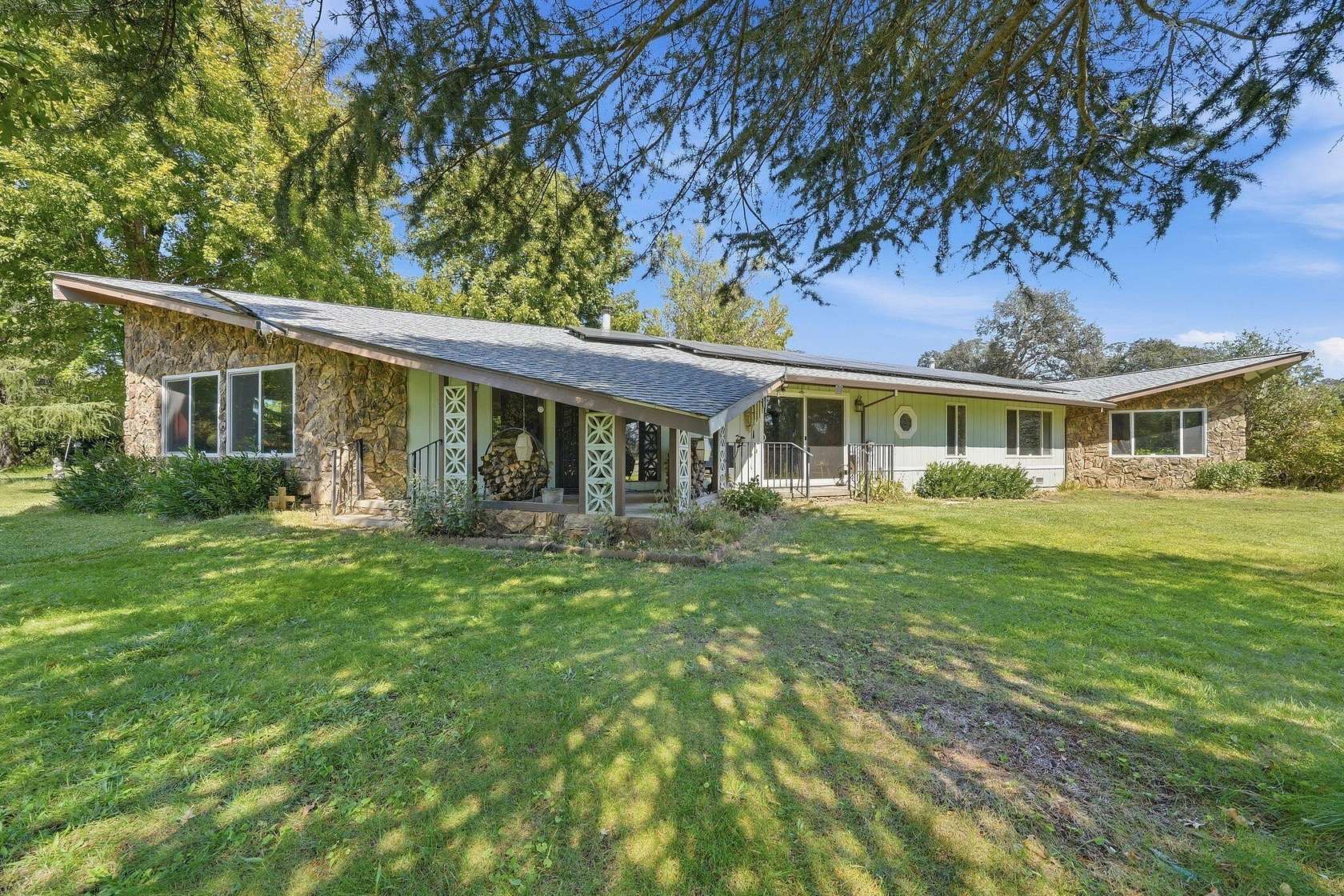 3 Acres of Land with Home for Sale in Cottonwood, California