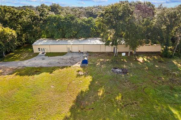 2.77 Acres of Improved Commercial Land for Sale in Summerfield, Florida