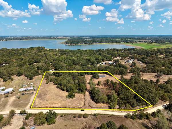 5.47 Acres of Residential Land for Sale in Eustace, Texas