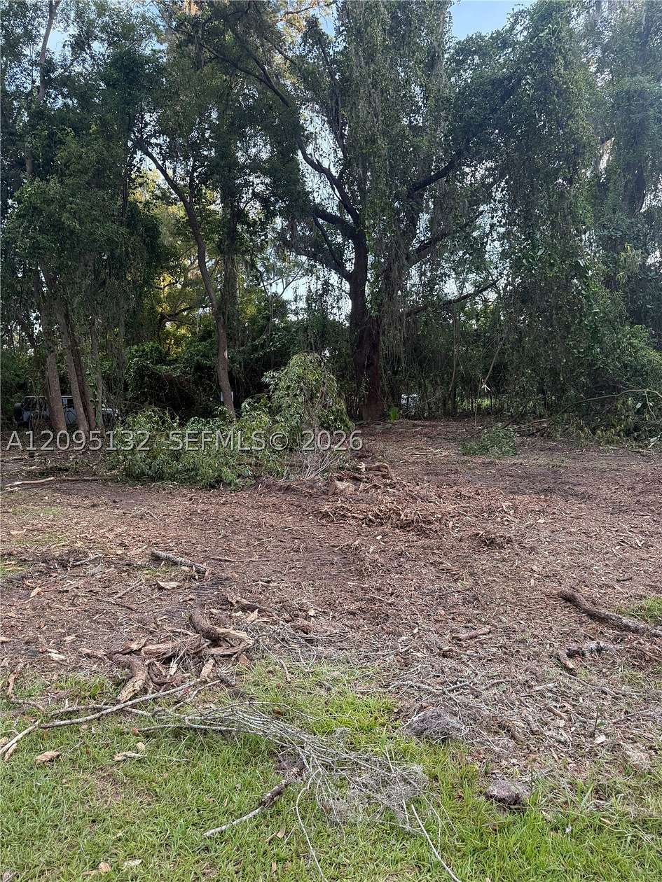 0.46 Acres of Residential Land for Sale in Lake City, Florida