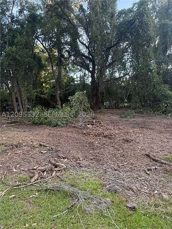 0.46 Acres of Residential Land for Sale in Lake City, Florida