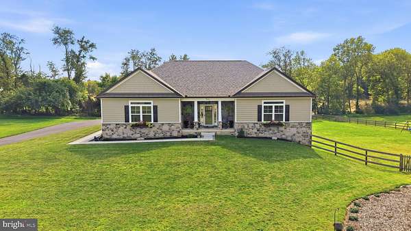 2.37 Acres of Land with Home for Sale in Harpers Ferry, West Virginia