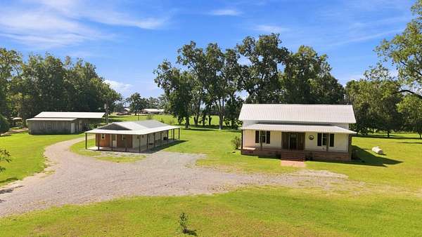 5.87 Acres of Improved Mixed-Use Land for Sale in Rutledge, Alabama
