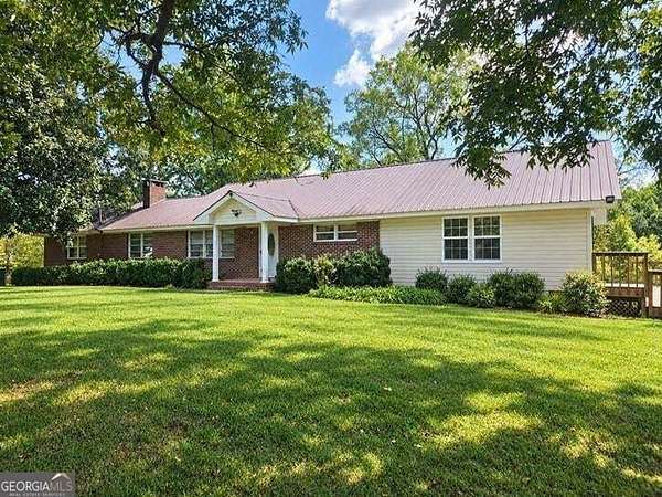 2 Acres of Improved Mixed-Use Land for Sale in Jasper, Georgia