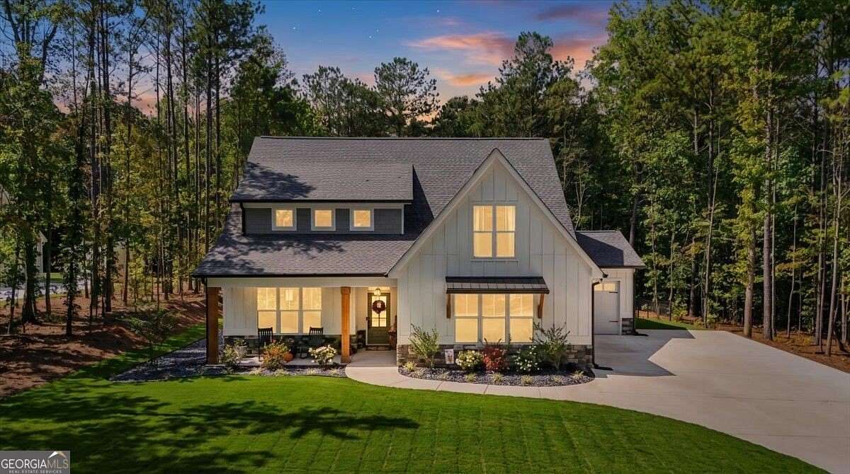 3.33 Acres of Land with Home for Sale in Douglasville, Georgia