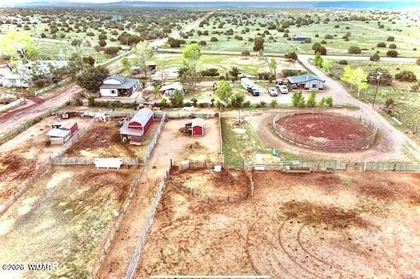 4.58 Acres of Land with Home for Sale in Snowflake, Arizona