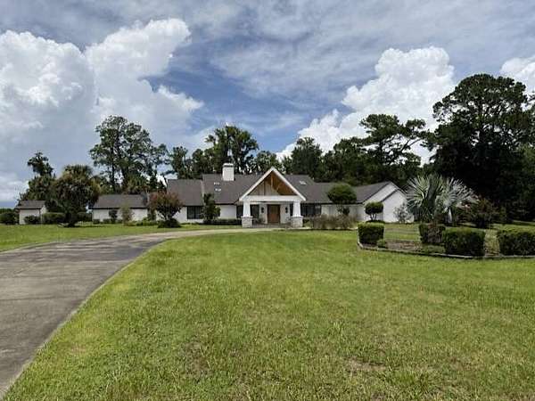 4.72 Acres of Land with Home for Sale in Ocala, Florida
