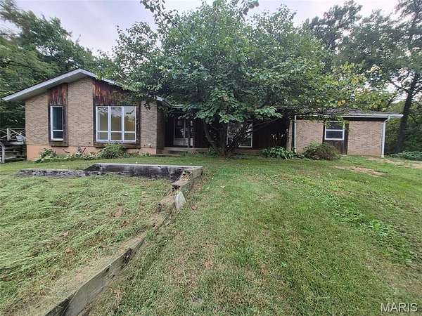 3 Acres of Land with Home for Sale in Hannibal, Missouri