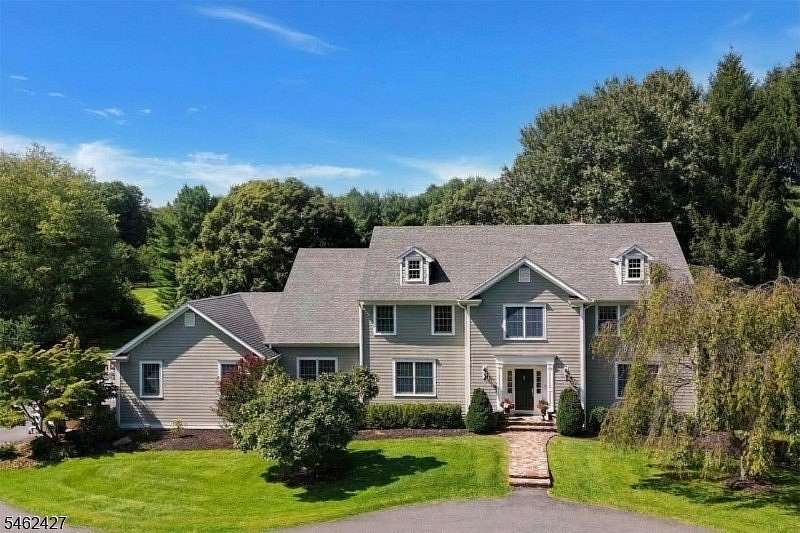 2.17 Acres of Land with Home for Sale in Tewksbury Township, New Jersey