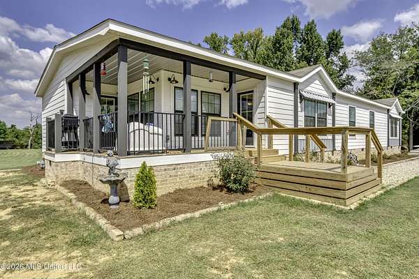 6 Acres of Land with Home for Sale in Canton, Mississippi