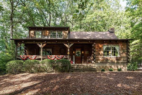 46.6 Acres of Land with Home for Sale in Vesuvius, Virginia