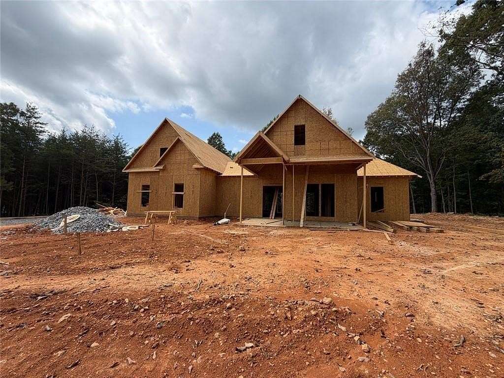 7.2 Acres of Land with Home for Sale in White, Georgia