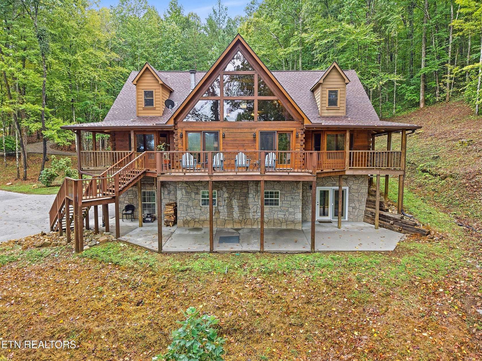 2.12 Acres of Land with Home for Sale in Walland, Tennessee