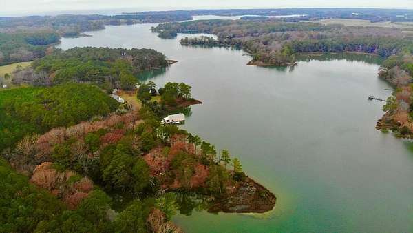 2.67 Acres of Land with Home for Lease in Machipongo, Virginia