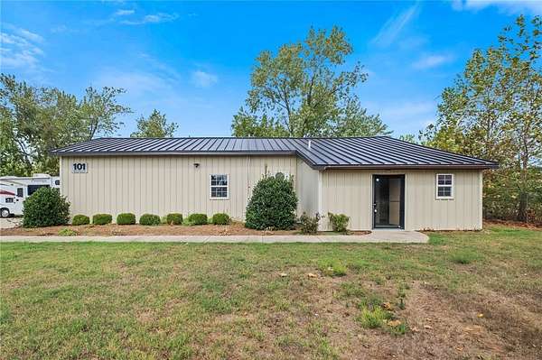 2.29 Acres of Improved Commercial Land for Sale in Rogers, Arkansas