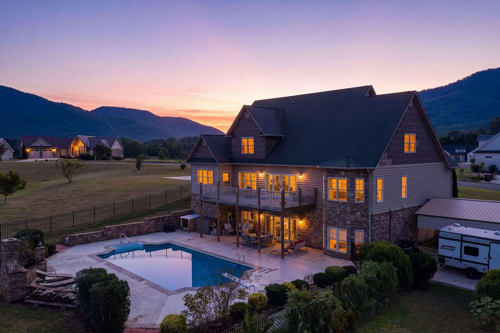 1.5 Acres of Land with Home for Sale in Benton, Tennessee