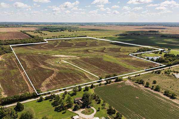 98.3 Acres of Land for Sale in Independence, Kansas