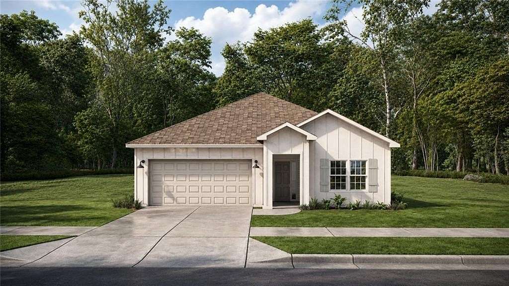 53 Acres of Land with Home for Sale in Opelika, Alabama