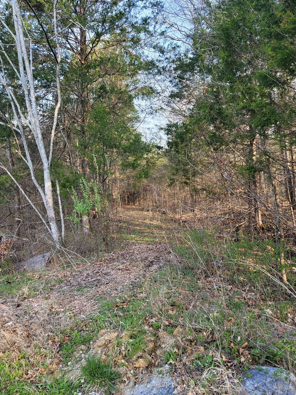 4 Acres of Land for Sale in Culleoka, Tennessee