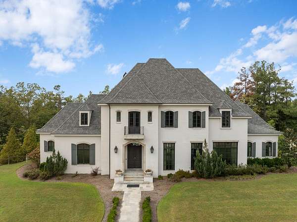 2.2 Acres of Land with Home for Sale in Oxford, Mississippi