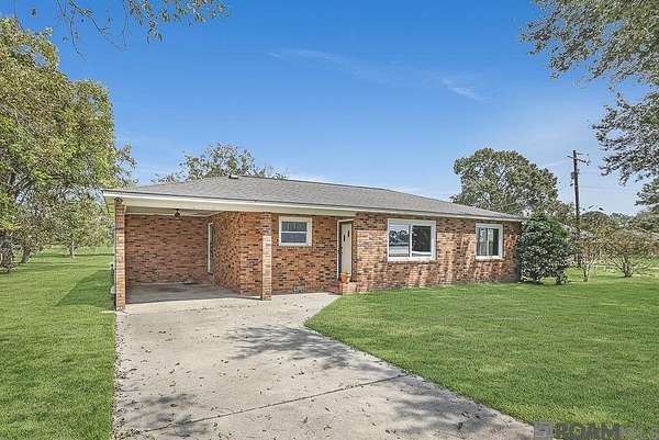 8.63 Acres of Land with Home for Sale in Jarreau, Louisiana