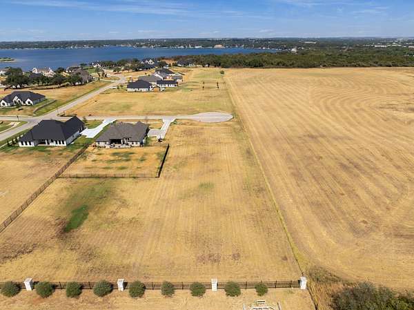 1 Acre of Residential Land for Sale in Granbury, Texas