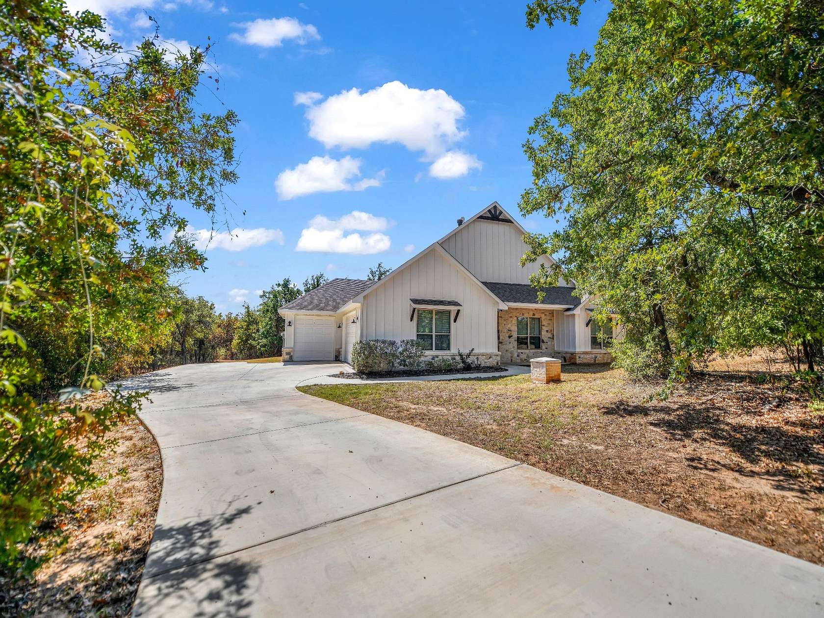 2.1 Acres of Land with Home for Lease in Weatherford, Texas