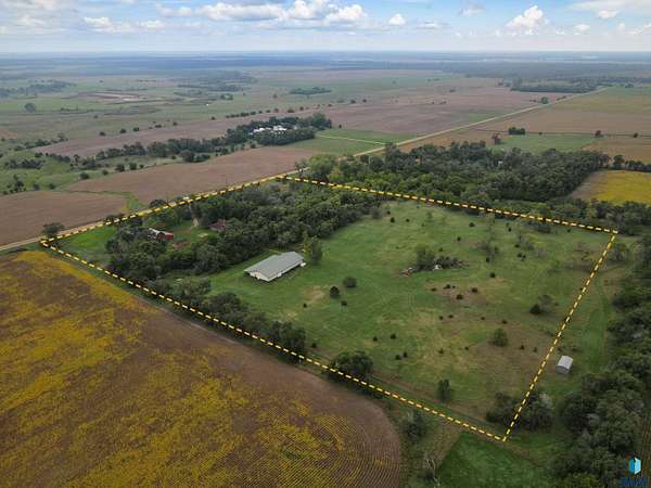 15.5 Acres of Land with Home for Sale in Parker, South Dakota