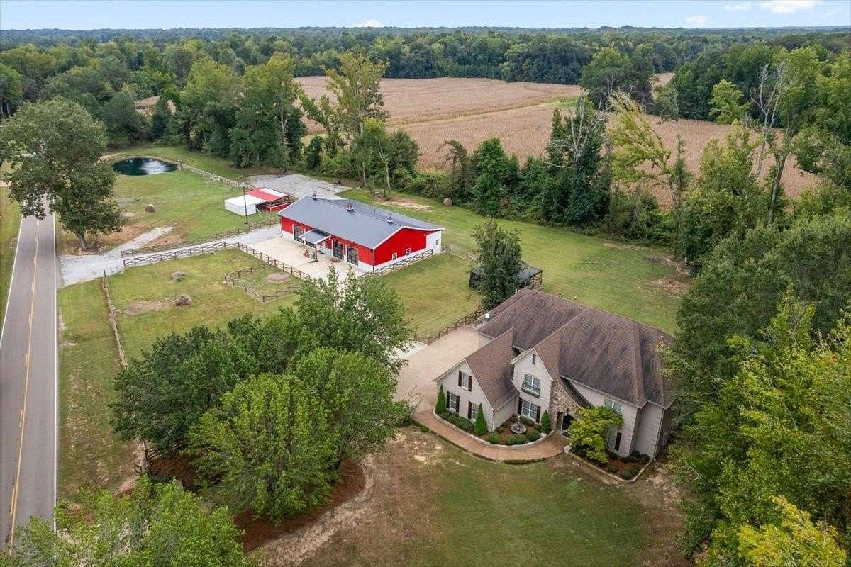5.6 Acres of Land with Home for Sale in Rossville, Tennessee