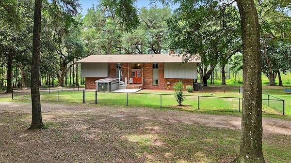 8.63 Acres of Land with Home for Sale in Tallahassee, Florida