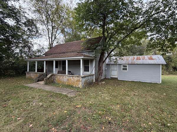0.37 Acres of Residential Land for Sale in Mountain View, Missouri
