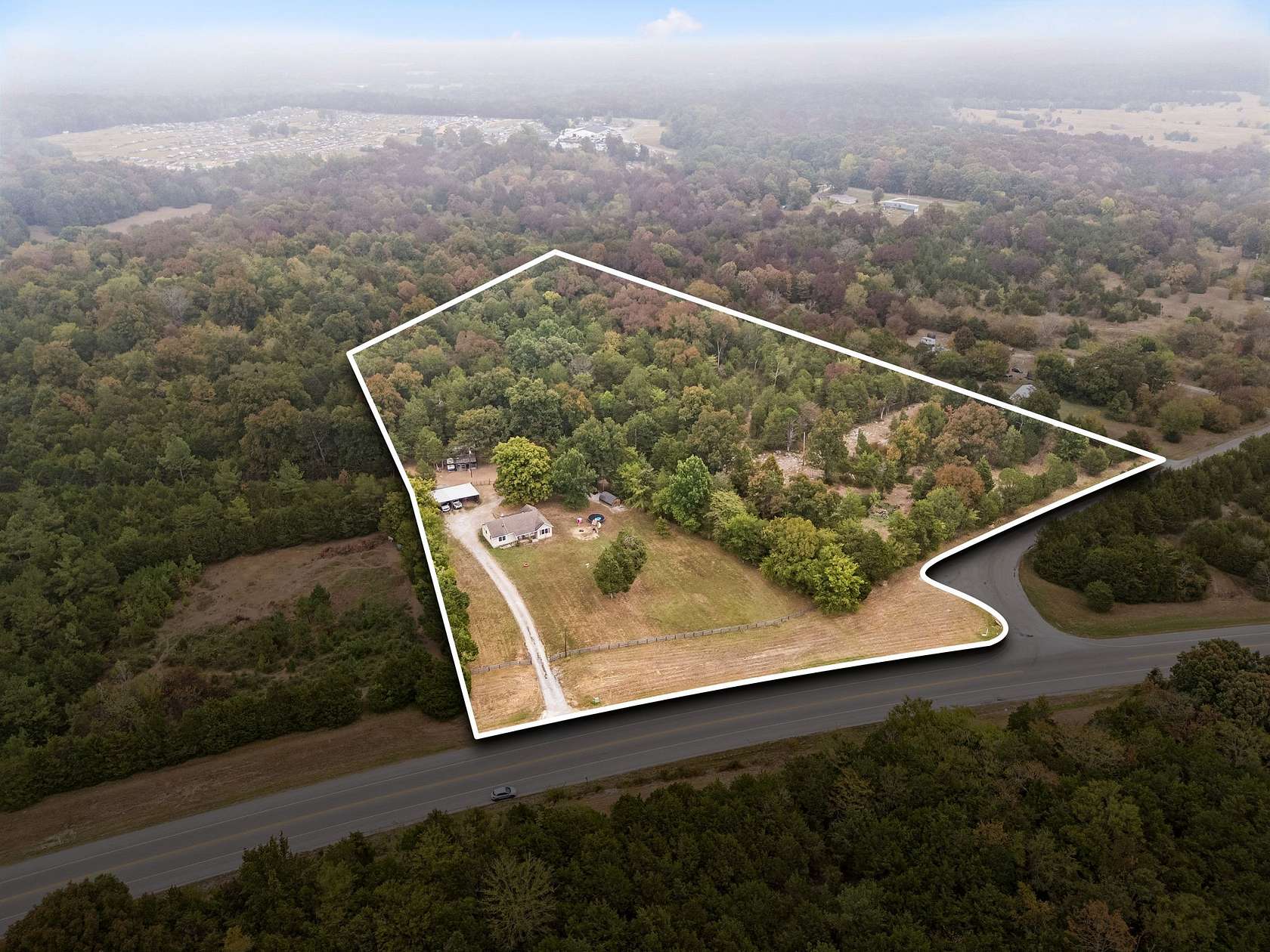 8.48 Acres of Land for Sale in Columbia, Tennessee