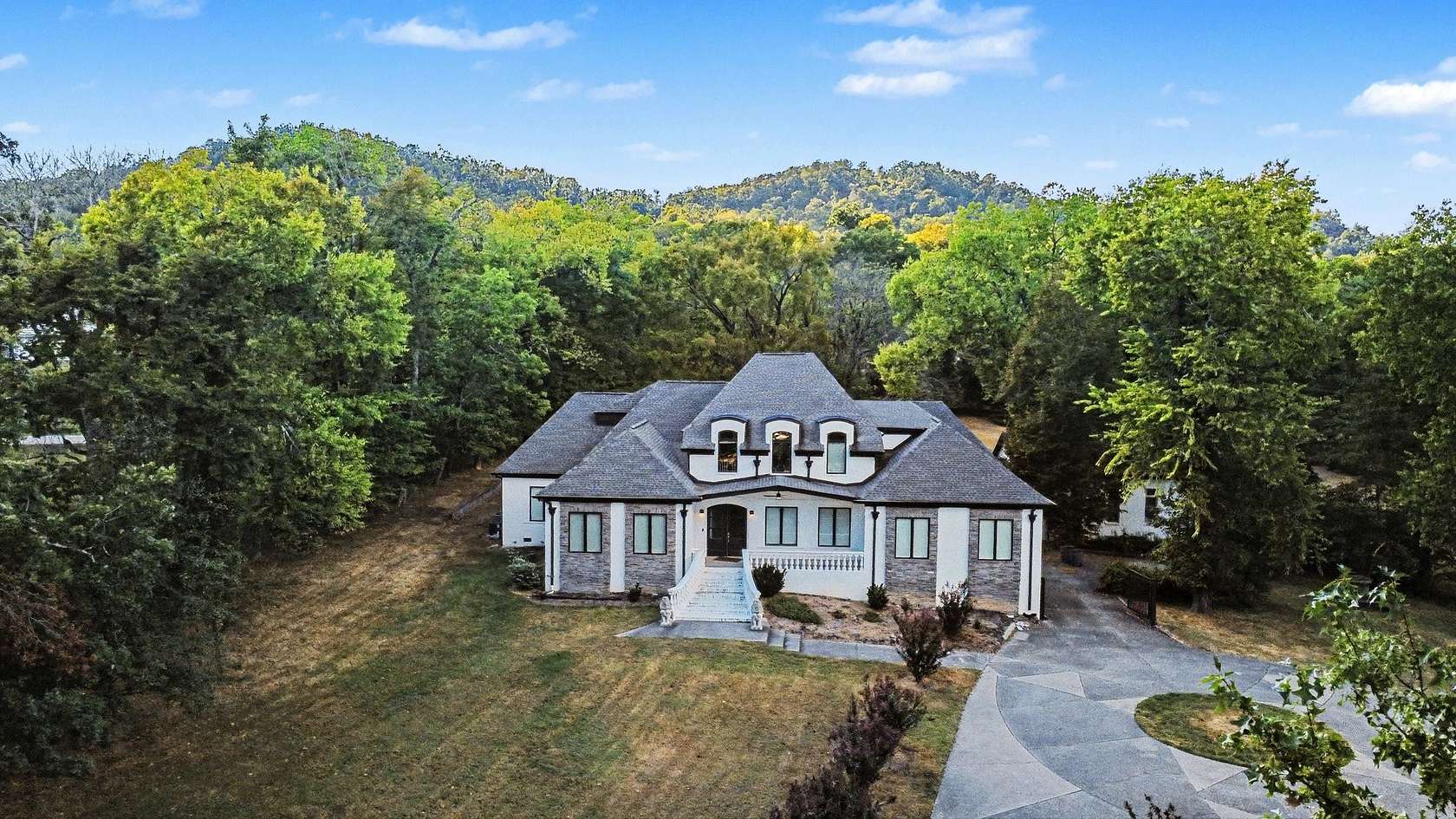 3.68 Acres of Land with Home for Sale in Nashville, Tennessee